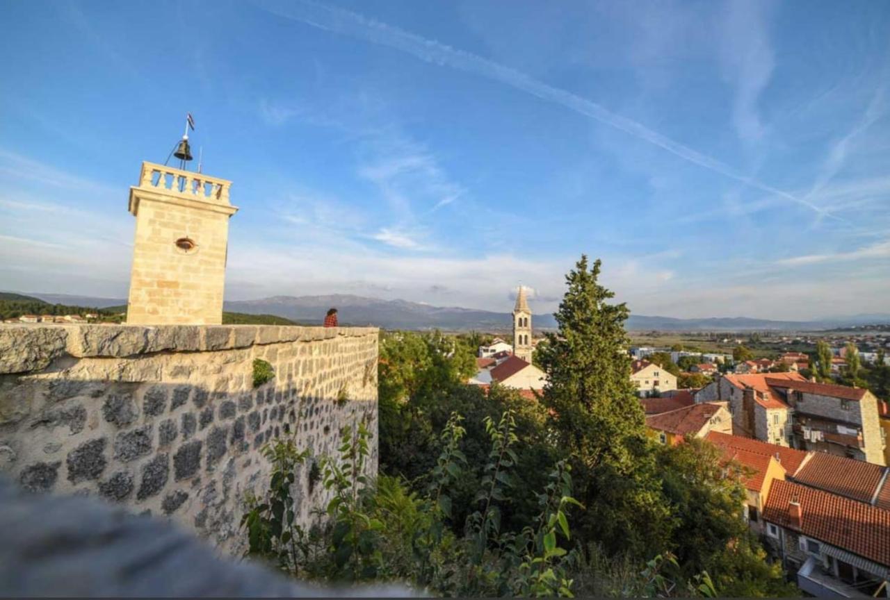Apartman Gluic Синь Екстер'єр фото
