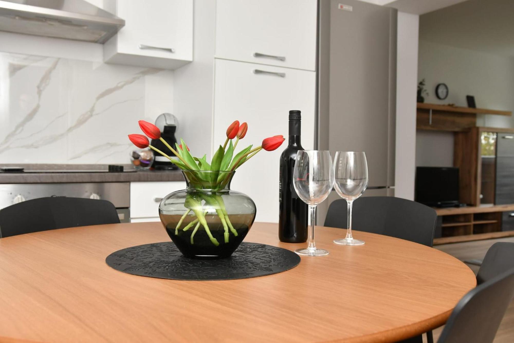 Apartman Gluic Синь Екстер'єр фото